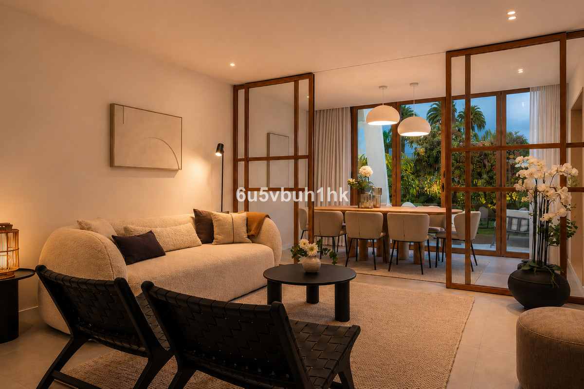 4 Bed Townhouse for sale in Nueva Andalucía Costa Del Sol, Málaga, Spain