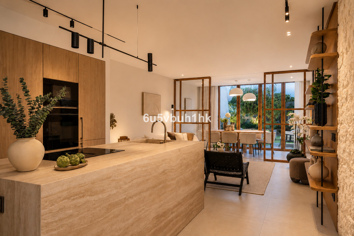 4 Bed Townhouse for sale in Nueva Andalucía Costa Del Sol, Málaga, Spain