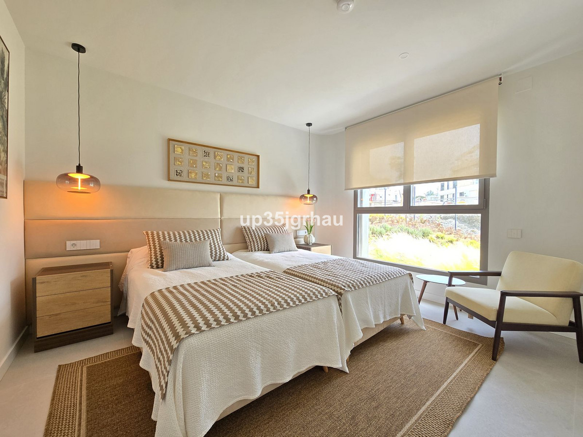 Se vende Apartamento Planta Media de 3 dormitorios en Costa Del Sol, Málaga, España