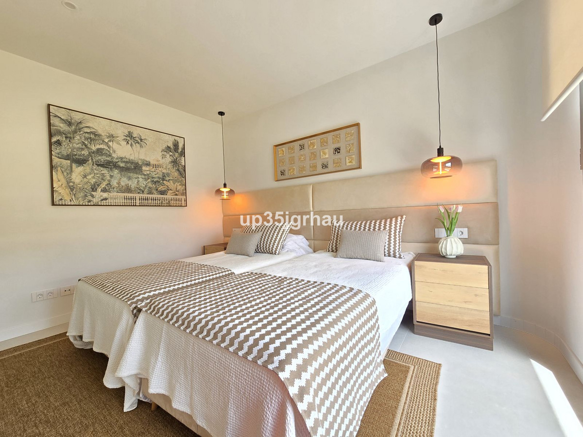 Se vende Apartamento Planta Media de 3 dormitorios en Costa Del Sol, Málaga, España
