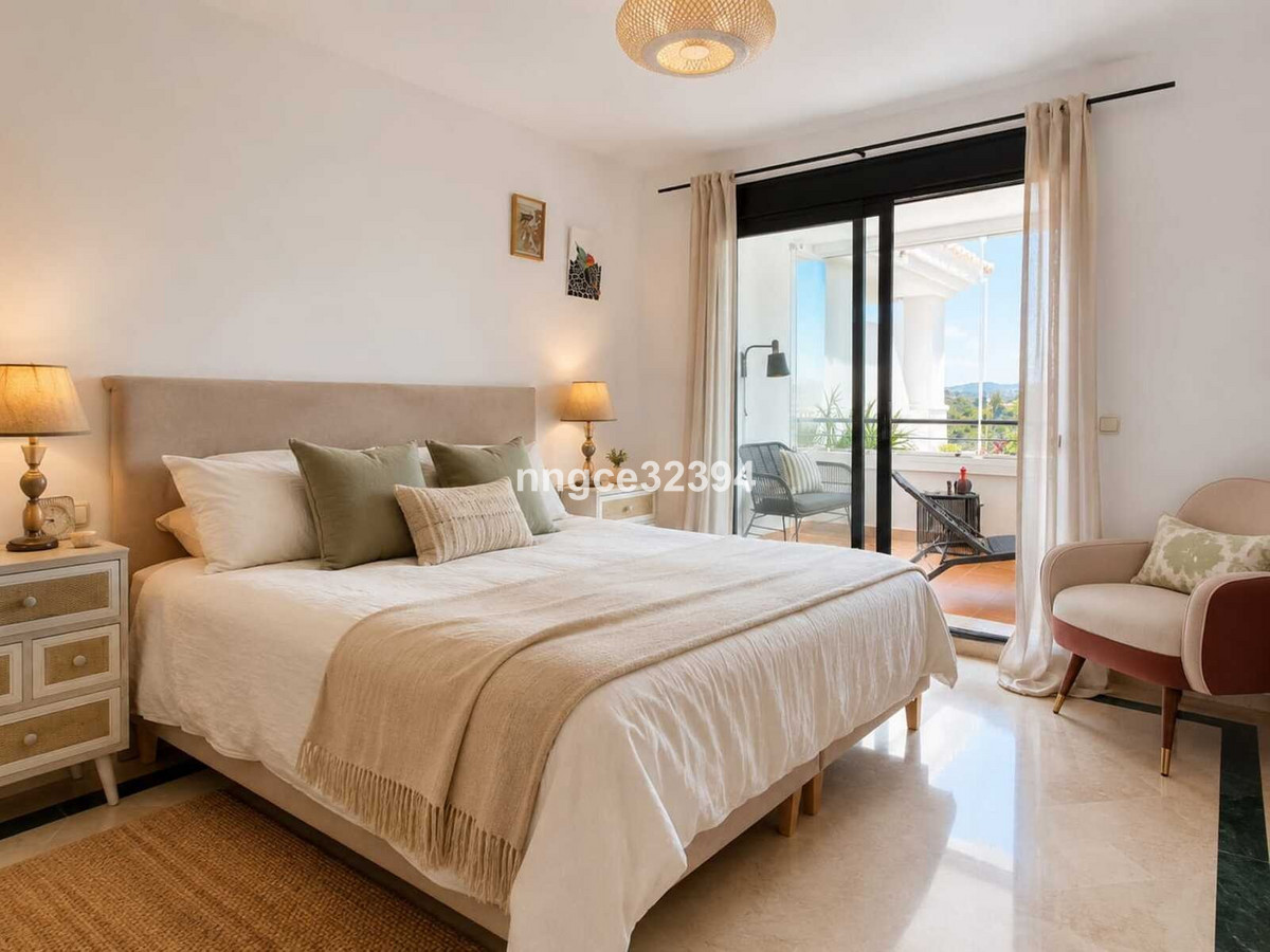 Se vende Apartamento Planta Media de 2 dormitorios en Costa Del Sol, Málaga, España