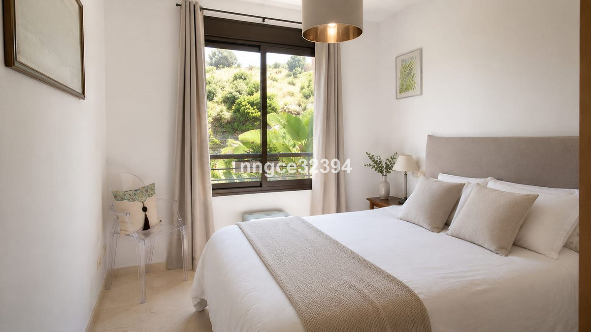 Se vende Apartamento Planta Media de 2 dormitorios en Costa Del Sol, Málaga, España
