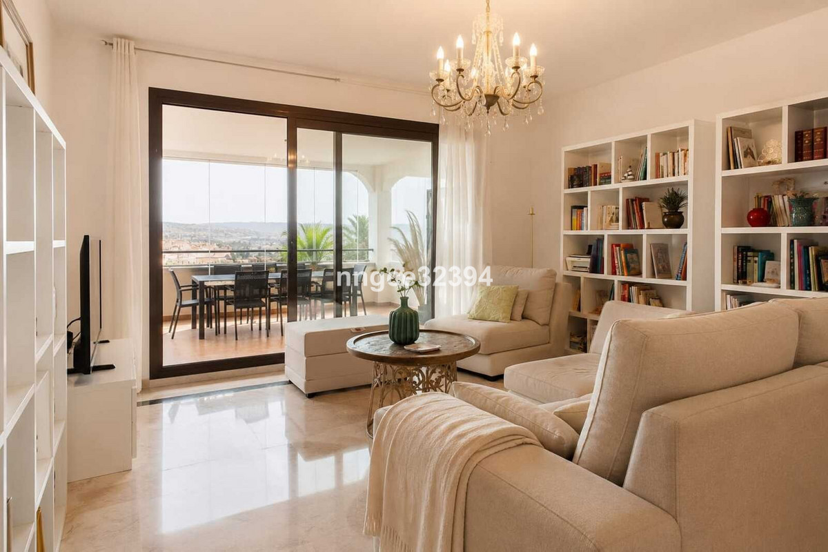 Se vende Apartamento Planta Media de 2 dormitorios en Costa Del Sol, Málaga, España