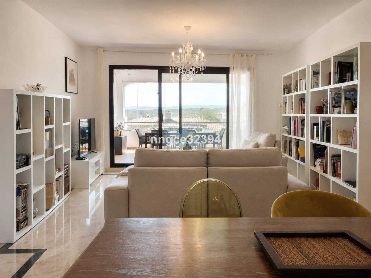 Se vende Apartamento Planta Media de 2 dormitorios en Costa Del Sol, Málaga, España