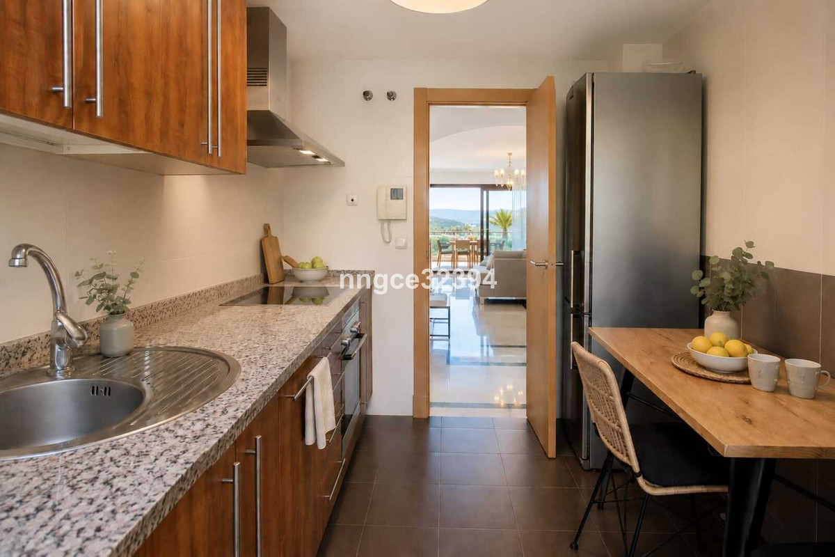 Se vende Apartamento Planta Media de 2 dormitorios en Costa Del Sol, Málaga, España