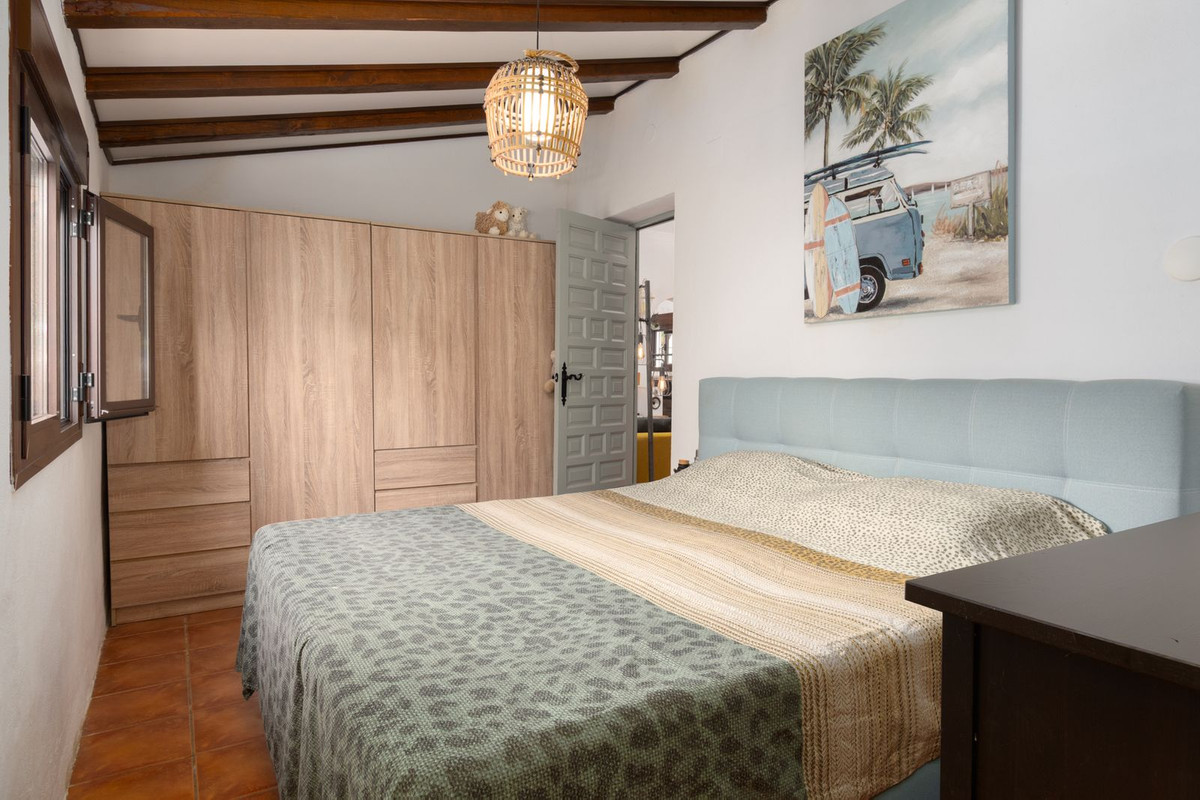 Se vende Finca - Cortijo de 3 dormitorios en Costa Del Sol, Málaga, España