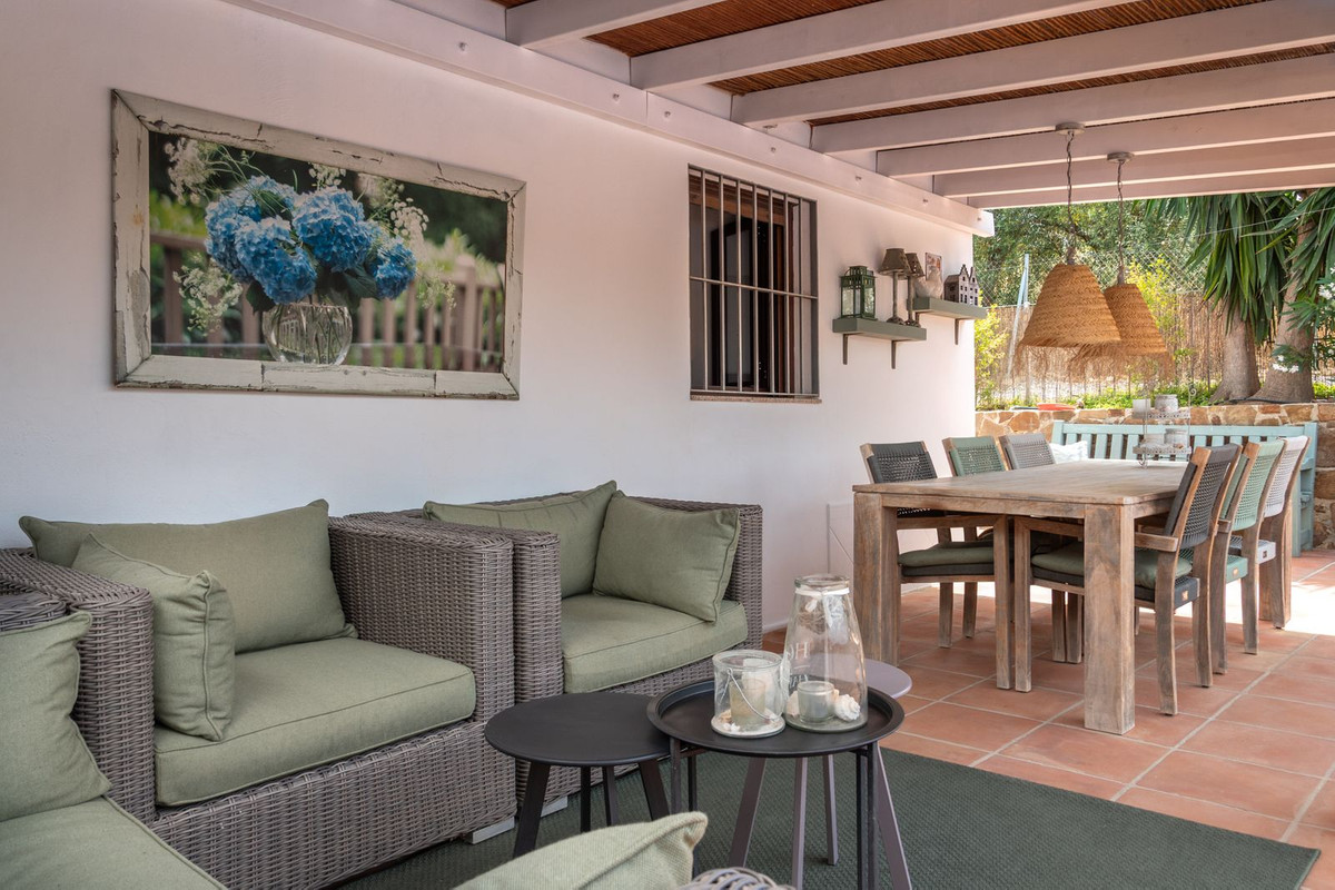 Se vende Finca - Cortijo de 3 dormitorios en Costa Del Sol, Málaga, España