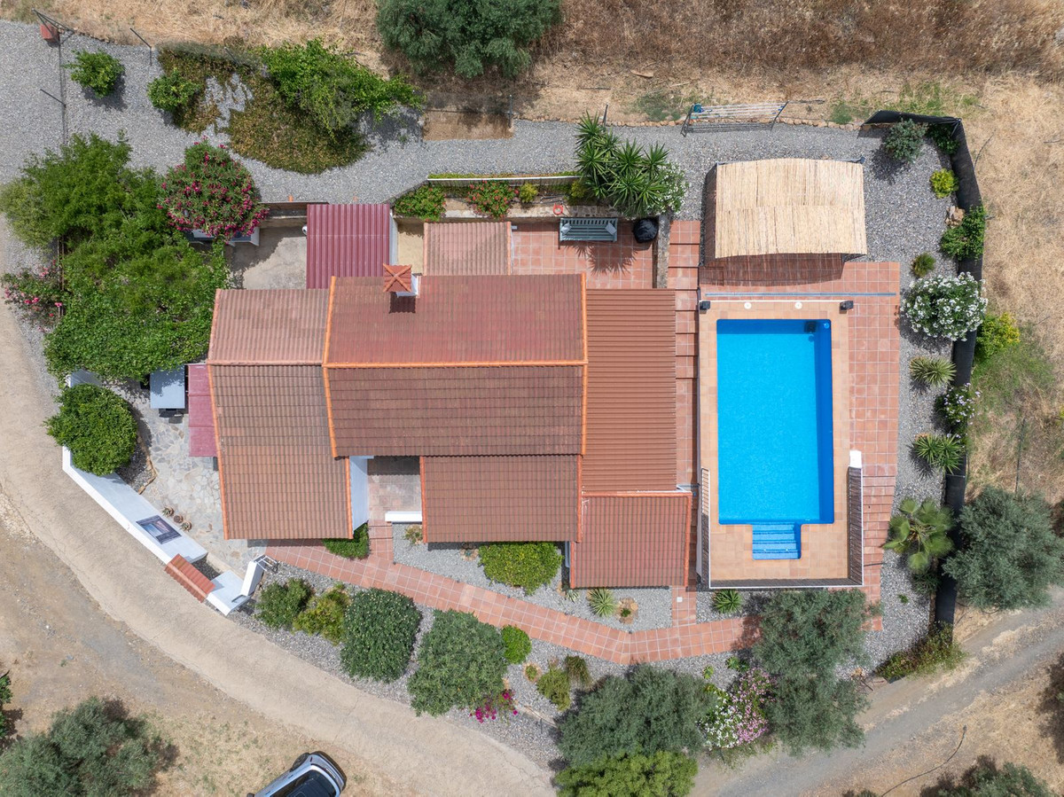 Se vende Finca - Cortijo de 3 dormitorios en Costa Del Sol, Málaga, España