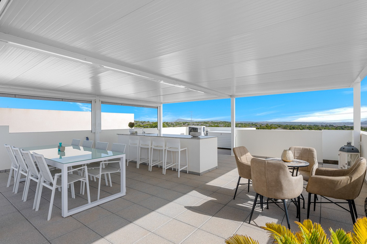 5 Bed Townhouse for sale in Villamartin Costa Blanca, Alicante, Spain
