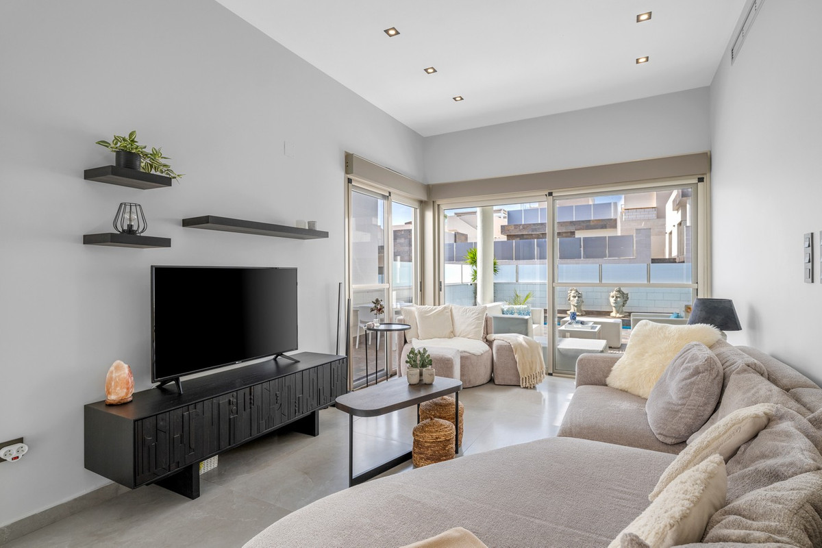 5 Bed Townhouse for sale in Villamartin Costa Blanca, Alicante, Spain
