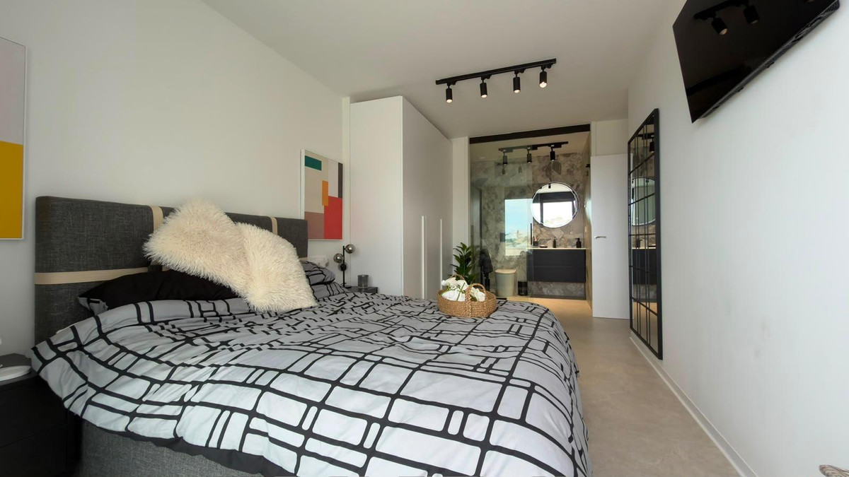 2 Bed Apartment for sale in Finestrat Costa Blanca, Alicante, Spain