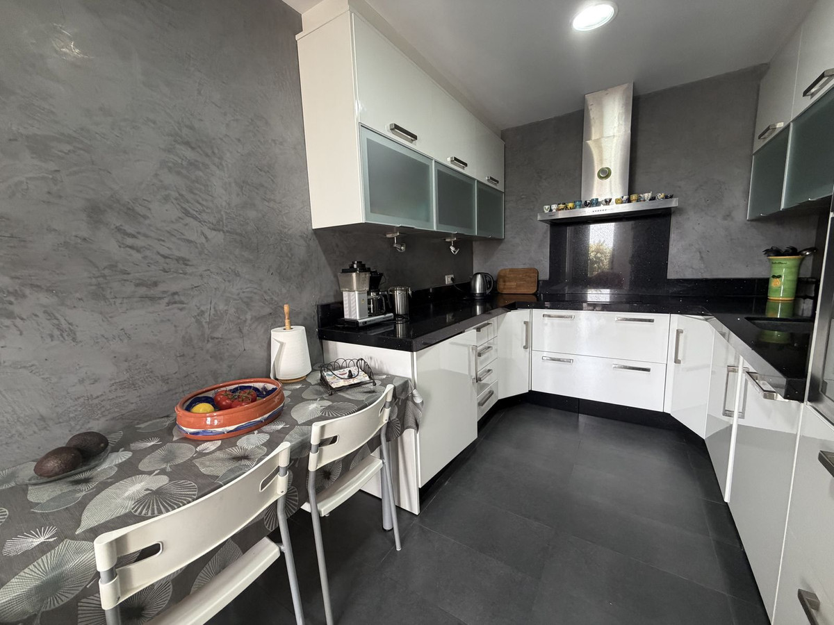 3 Bed Townhouse for sale in La Duquesa Costa Del Sol, Málaga, Spain