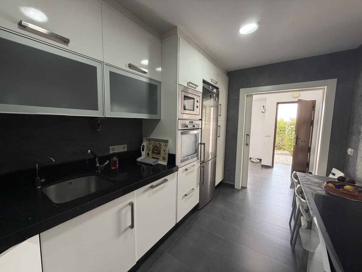 3 Bed Townhouse for sale in La Duquesa Costa Del Sol, Málaga, Spain