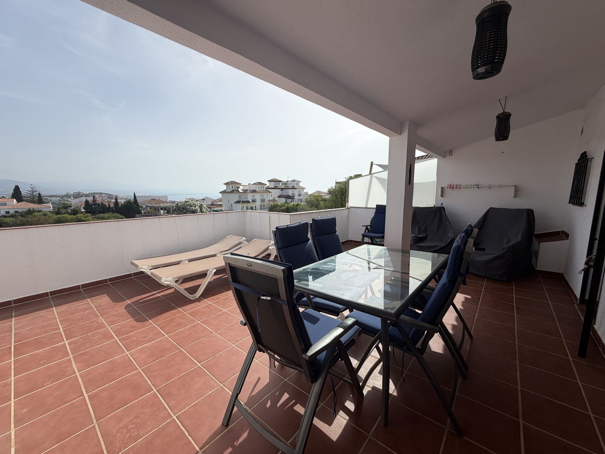 3 Bed Townhouse for sale in La Duquesa Costa Del Sol, Málaga, Spain