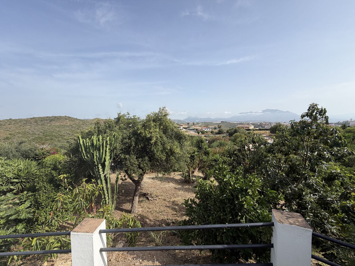3 Bed Townhouse for sale in La Duquesa Costa Del Sol, Málaga, Spain