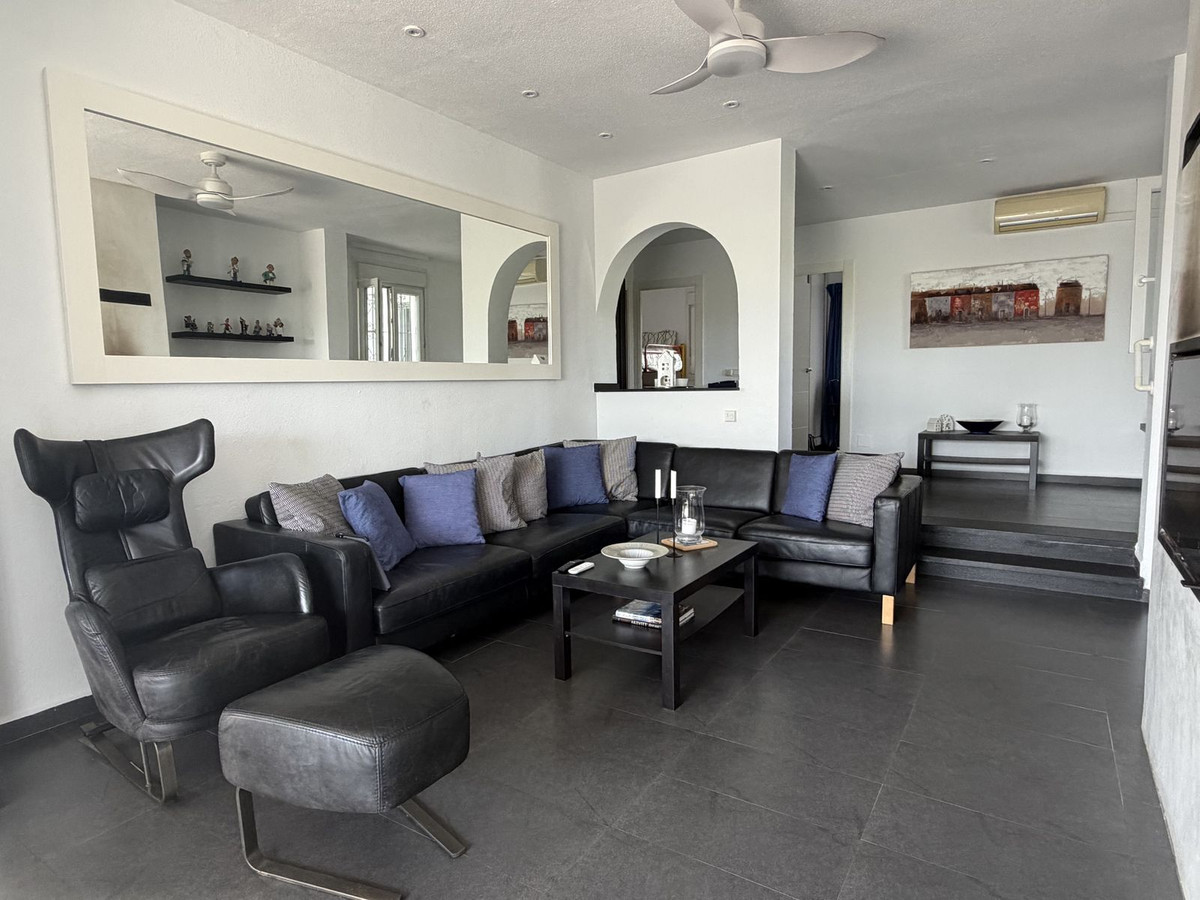 3 Bed Townhouse for sale in La Duquesa Costa Del Sol, Málaga, Spain