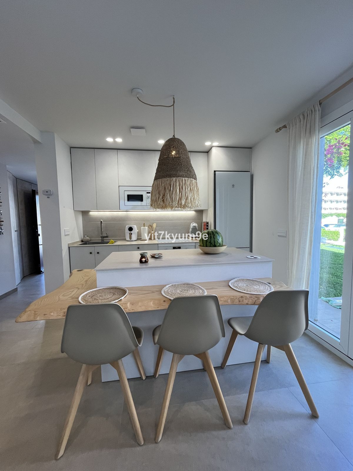 2 Bed Apartment for sale in Estepona Costa Del Sol, Málaga, Spain