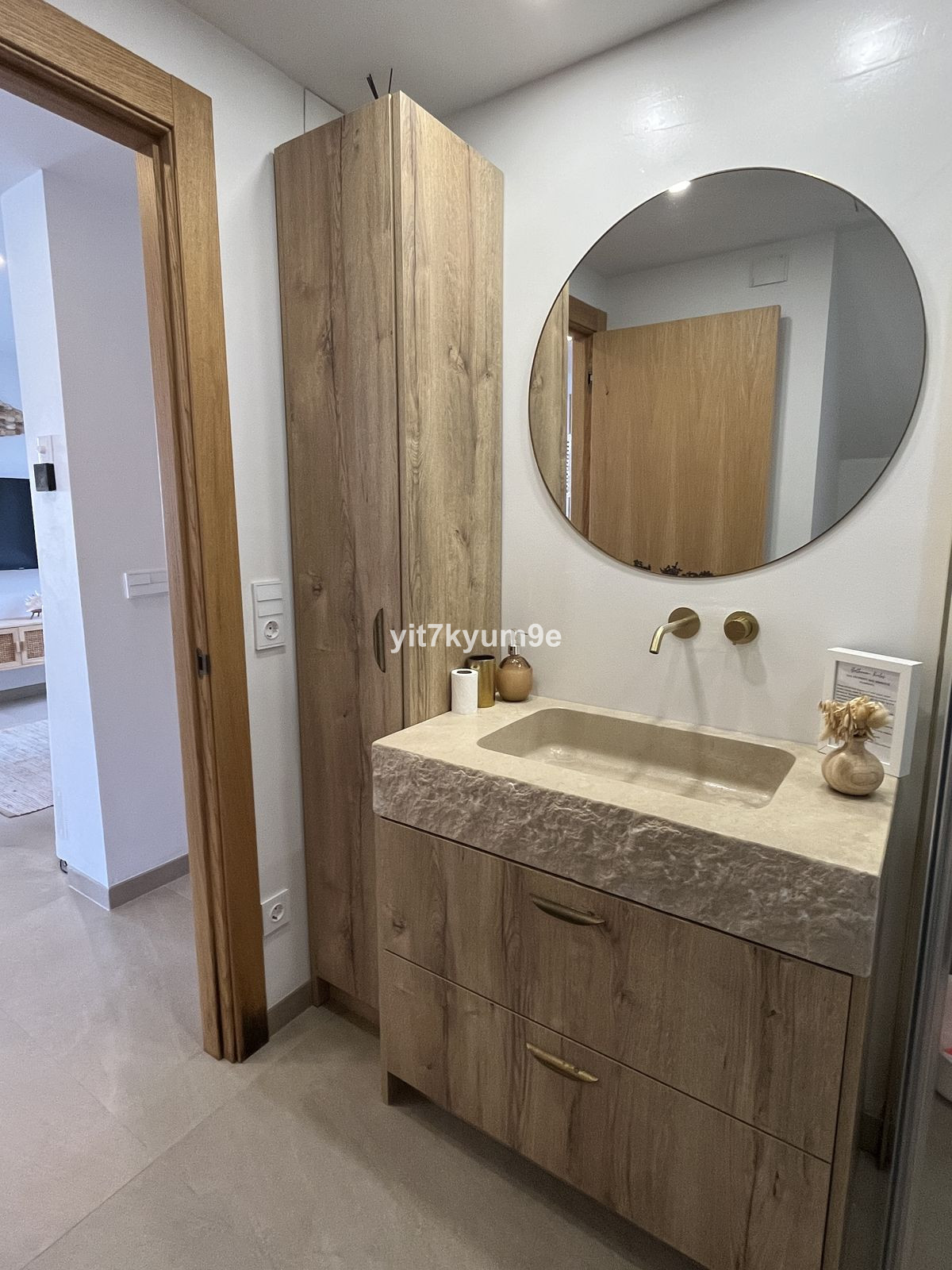 2 Bed Apartment for sale in Estepona Costa Del Sol, Málaga, Spain