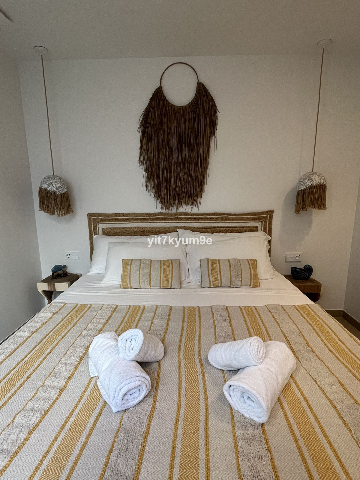 2 Bed Apartment for sale in Estepona Costa Del Sol, Málaga, Spain