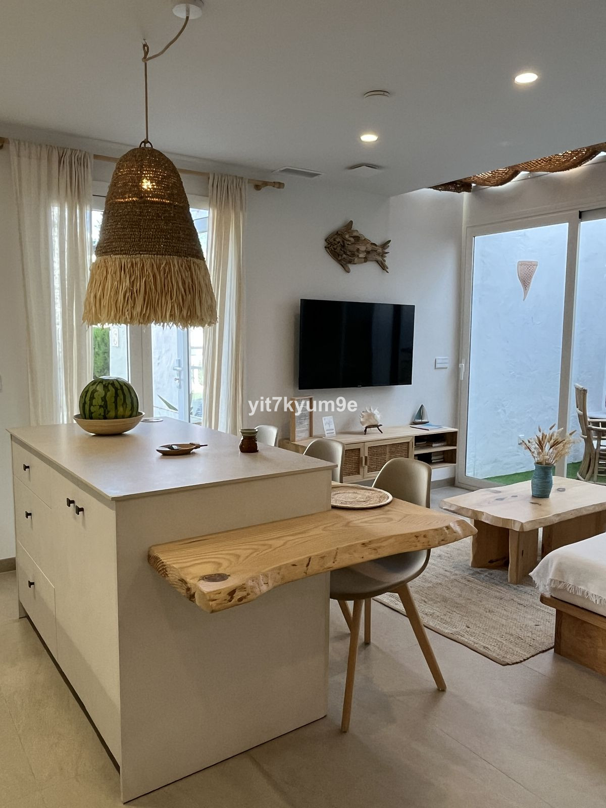 2 Bed Apartment for sale in Estepona Costa Del Sol, Málaga, Spain