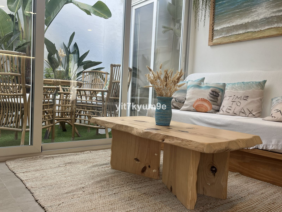 2 Bed Apartment for sale in Estepona Costa Del Sol, Málaga, Spain