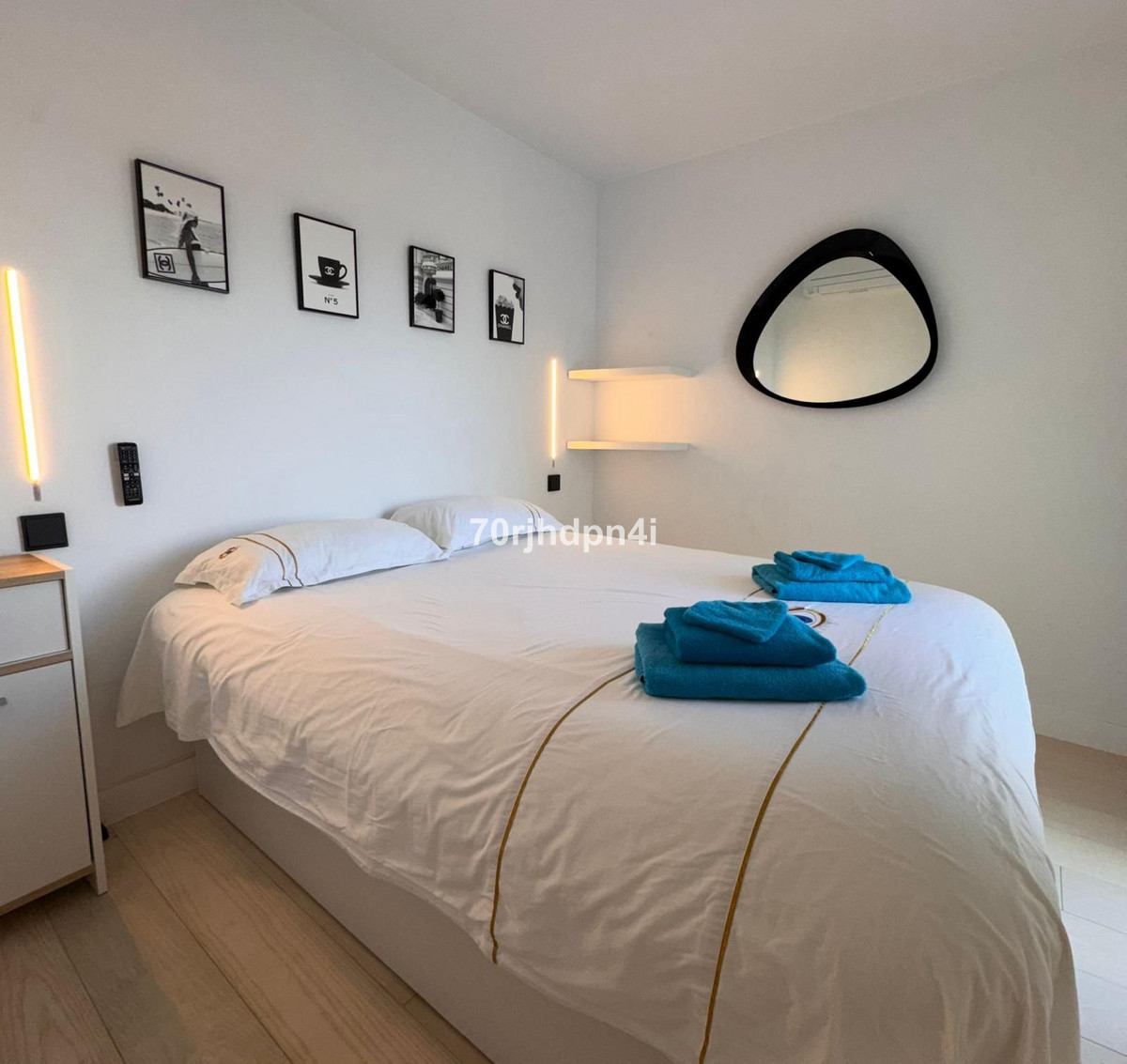 Se vende Villa - Chalet de 4 dormitorios en Costa Del Sol, Málaga, España
