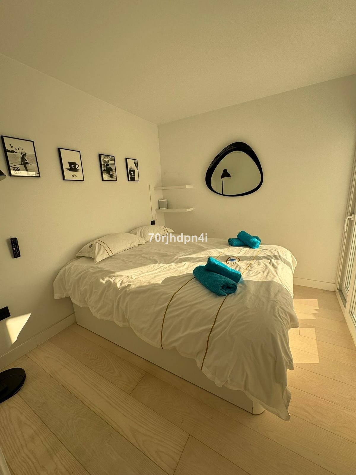 Se vende Villa - Chalet de 4 dormitorios en Costa Del Sol, Málaga, España