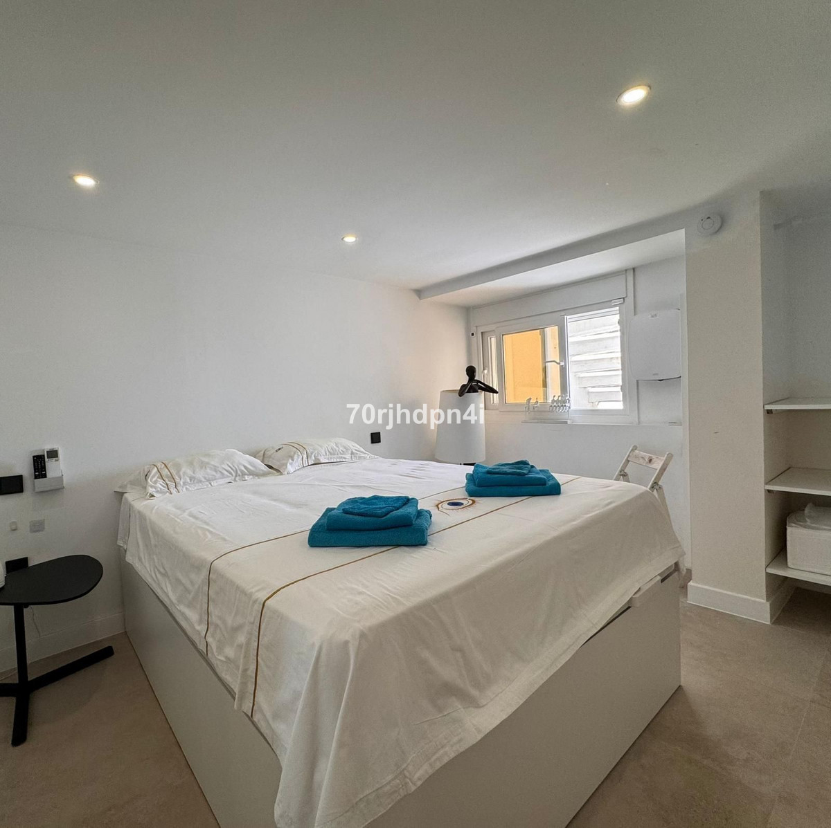 Se vende Villa - Chalet de 4 dormitorios en Costa Del Sol, Málaga, España