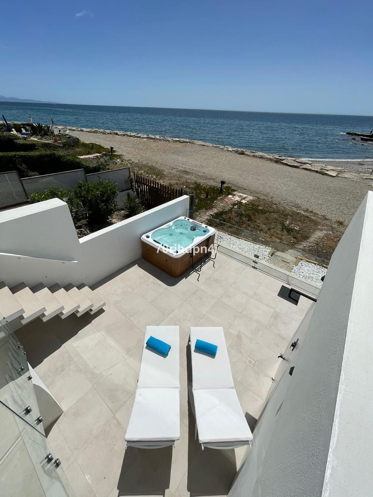 Se vende Villa - Chalet de 4 dormitorios en Costa Del Sol, Málaga, España