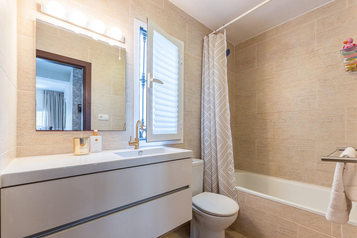 3 Bed Apartment for sale in Málaga Centro Costa Del Sol, Málaga, Spain