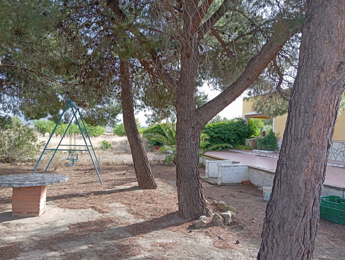 5 Bed Townhouse for sale in Yecla Costa Calida, Murcia, Spain
