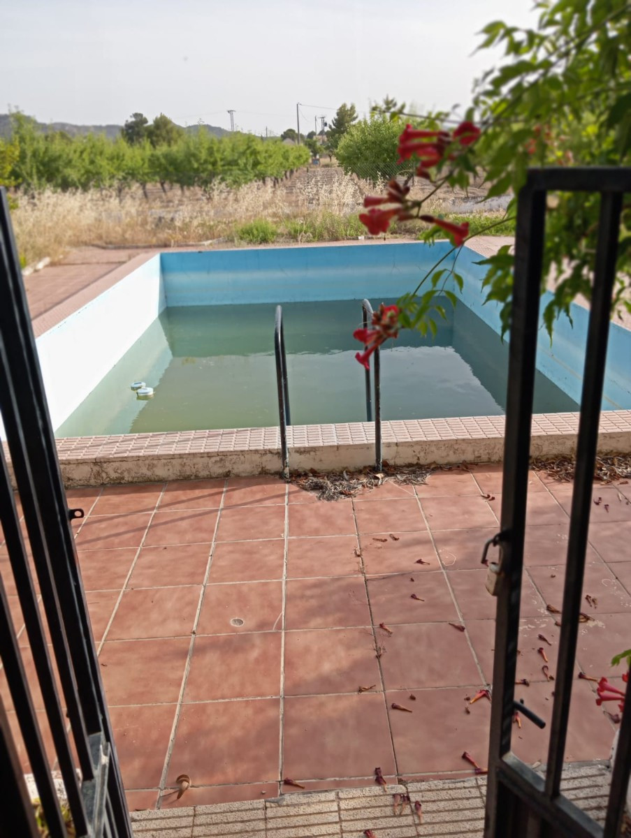 5 Bed Townhouse for sale in Yecla Costa Calida, Murcia, Spain