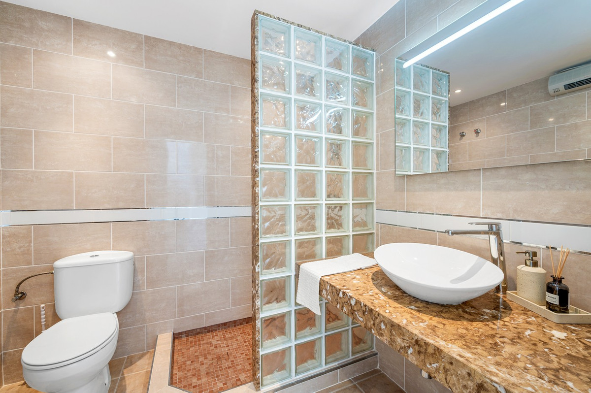 Se vende Pareada de 3 dormitorios en Costa Blanca, Alicante, España