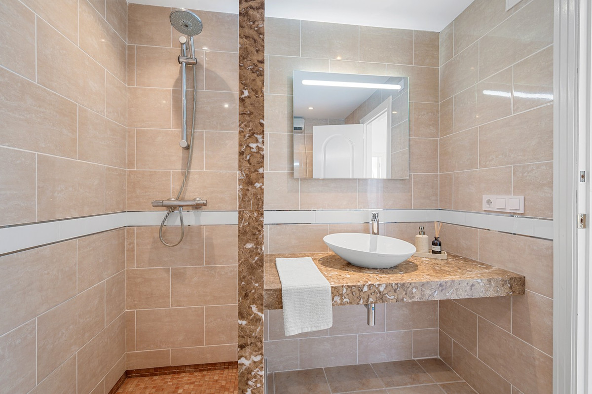 Se vende Pareada de 3 dormitorios en Costa Blanca, Alicante, España