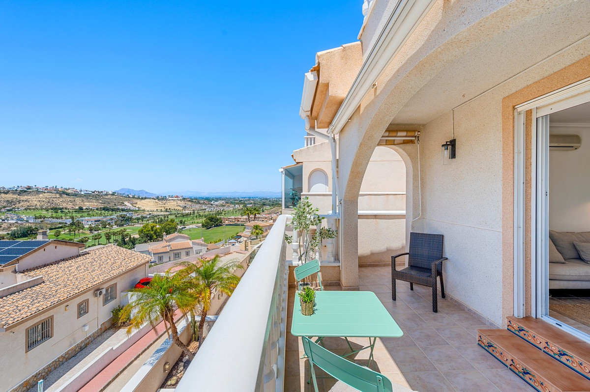 Se vende Pareada de 3 dormitorios en Costa Blanca, Alicante, España
