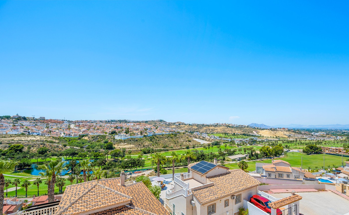 Se vende Pareada de 3 dormitorios en Costa Blanca, Alicante, España