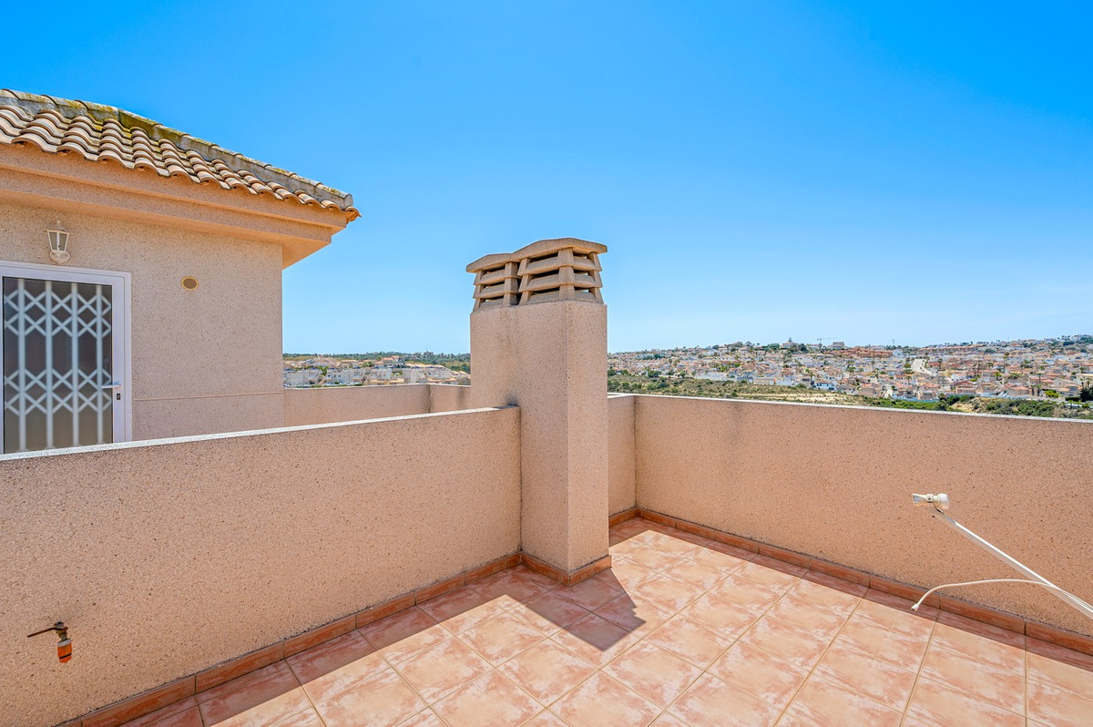 Se vende Pareada de 3 dormitorios en Costa Blanca, Alicante, España