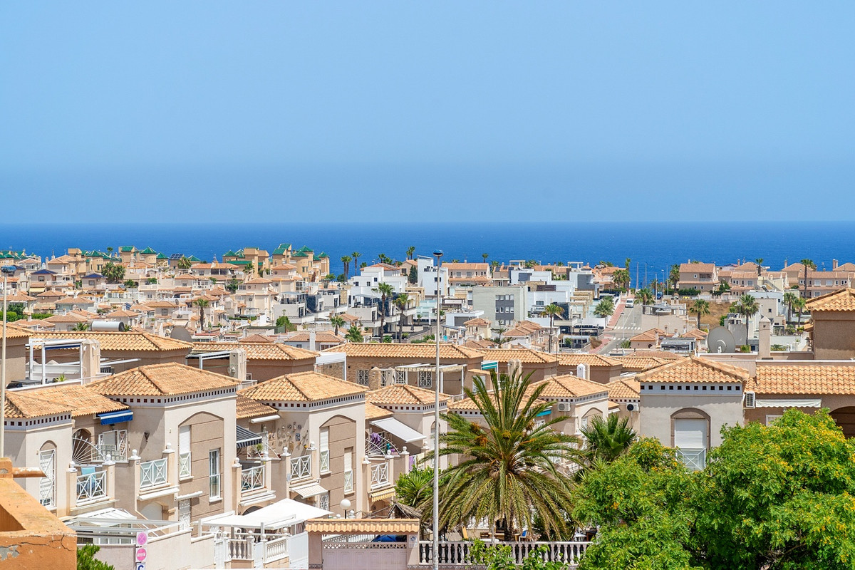 Se vende Apartamento Planta Baja de 2 dormitorios en Costa Blanca, Alicante, España