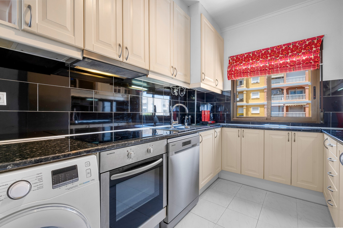 Se vende Apartamento Planta Baja de 2 dormitorios en Costa Blanca, Alicante, España