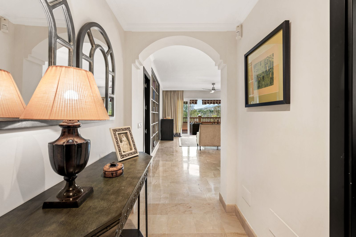 2 Bed Apartment for sale in Atalaya Costa Del Sol, Málaga, Spain