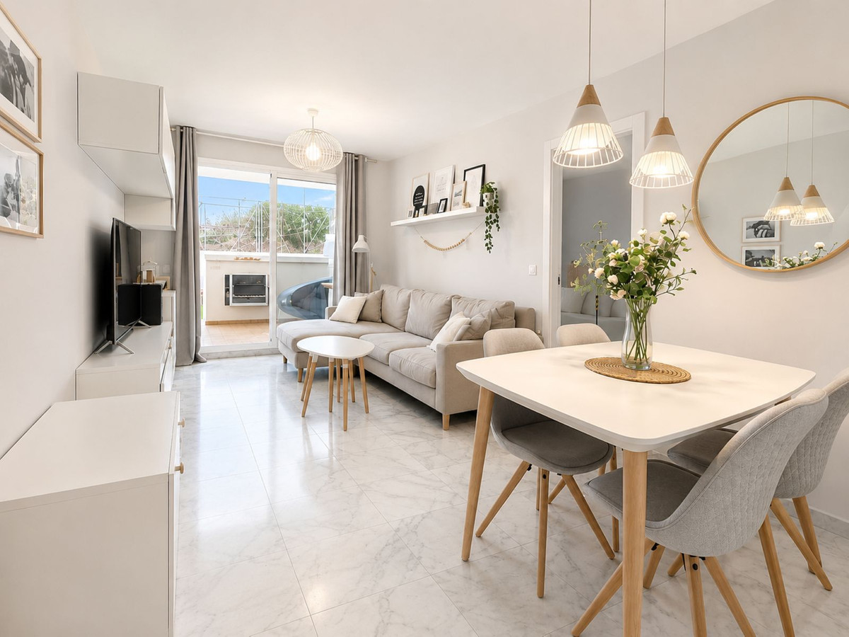 4 Bed Apartment for sale in Casares Playa Costa Del Sol, Málaga, Spain