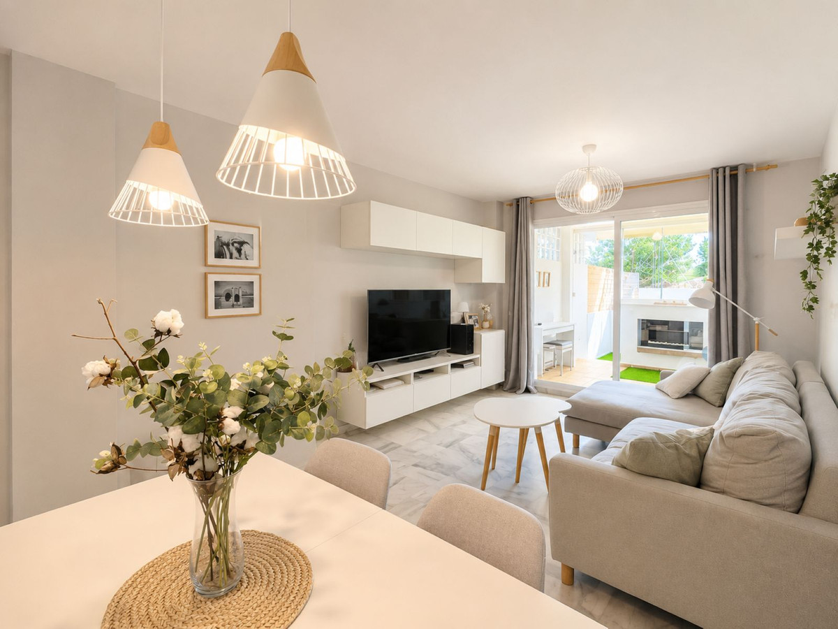 4 Bed Apartment for sale in Casares Playa Costa Del Sol, Málaga, Spain