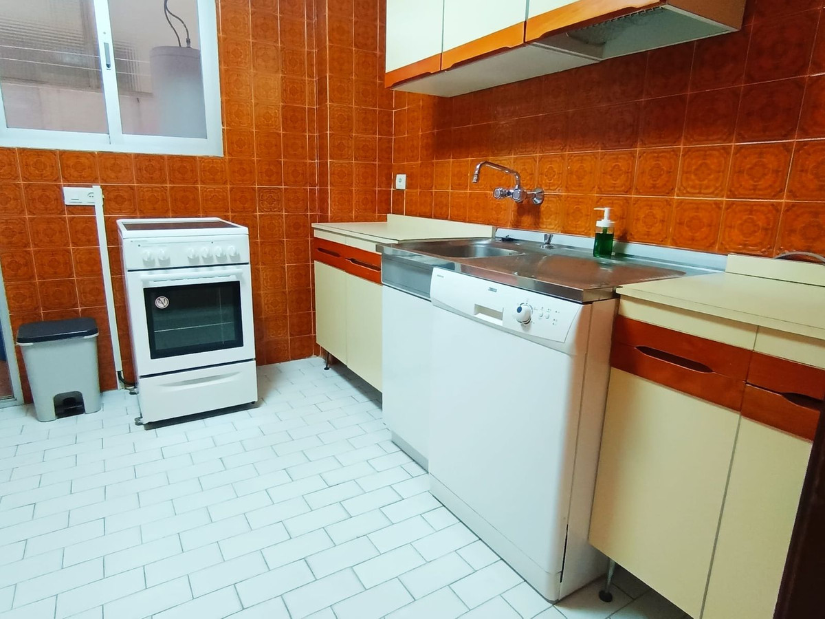 3 Bed Apartment for sale in Fuengirola Costa Del Sol, Málaga, Spain