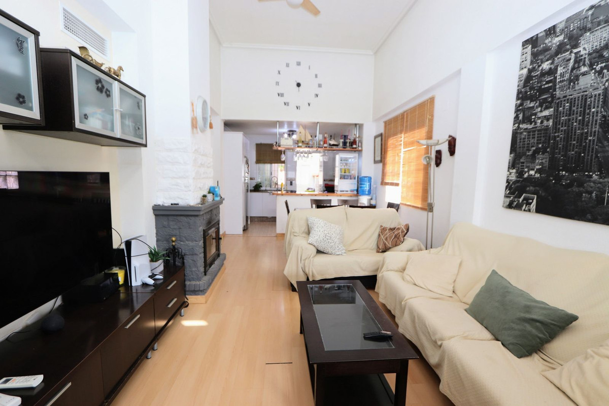 Se vende Villa - Chalet de 4 dormitorios en Costa Calida, Murcia, España