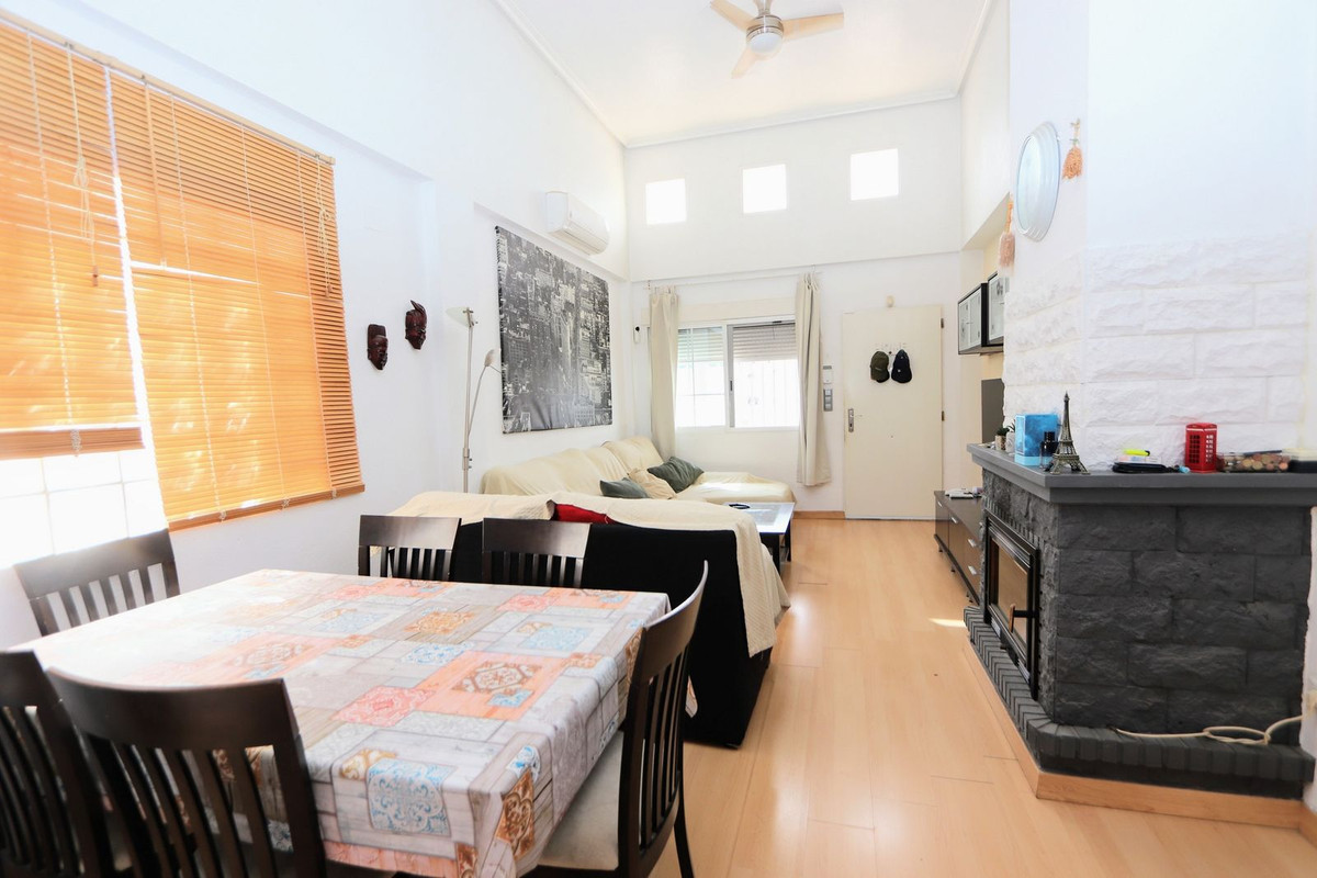 Se vende Villa - Chalet de 4 dormitorios en Costa Calida, Murcia, España