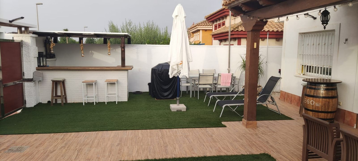 Se vende Villa - Chalet de 4 dormitorios en Costa Calida, Murcia, España