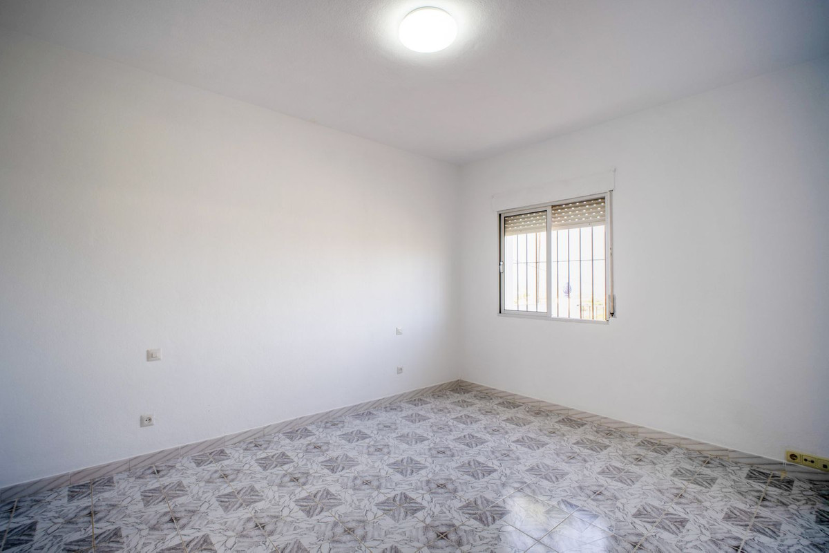 4 Bed Townhouse for sale in Alhaurín El Grande Costa Del Sol, Málaga, Spain