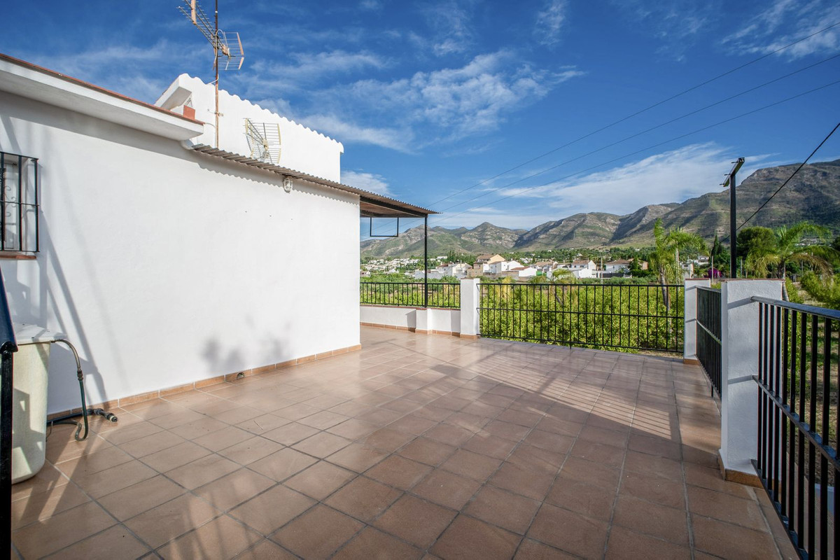 4 Bed Townhouse for sale in Alhaurín El Grande Costa Del Sol, Málaga, Spain