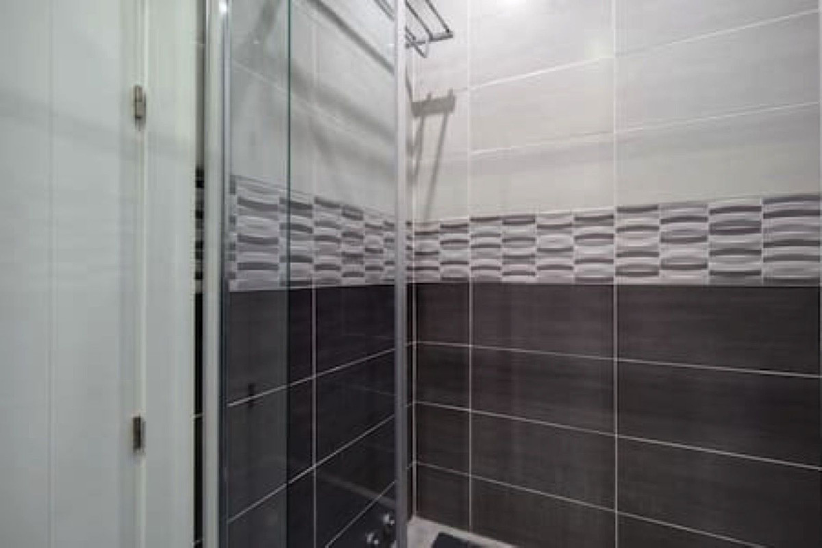 4 Bed Apartment for sale in Marbella Costa Del Sol, Málaga, Spain