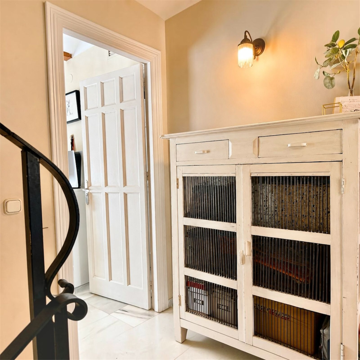 3 Bed Townhouse for sale in Nagüeles Costa Del Sol, Málaga, Spain